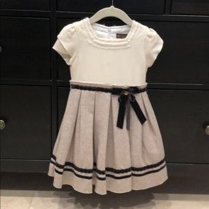 fleurisse dress absolutely beautiful Size 3T